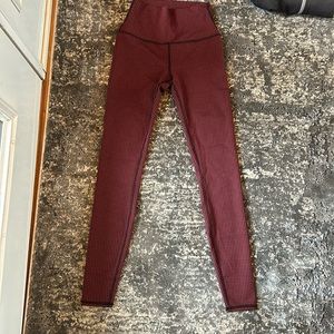 Women’s Alo yoga leggings